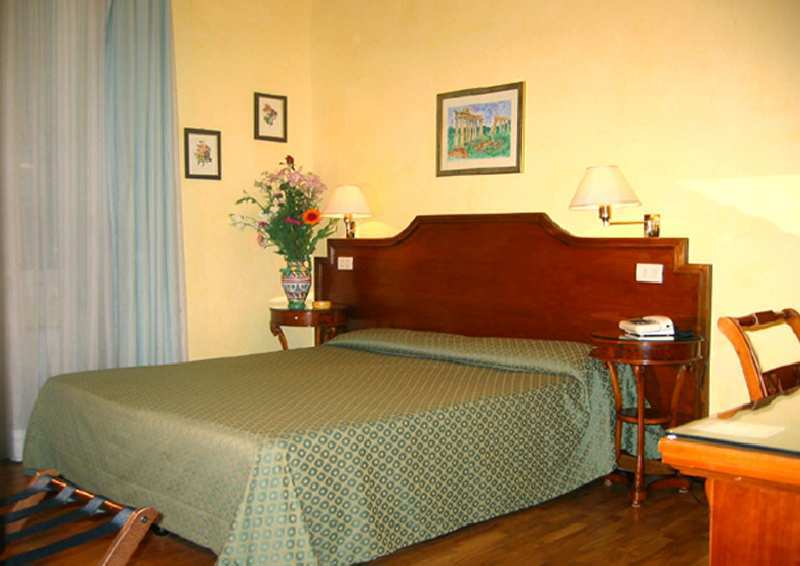 Hotel Kent Roma Ngoại thất bức ảnh